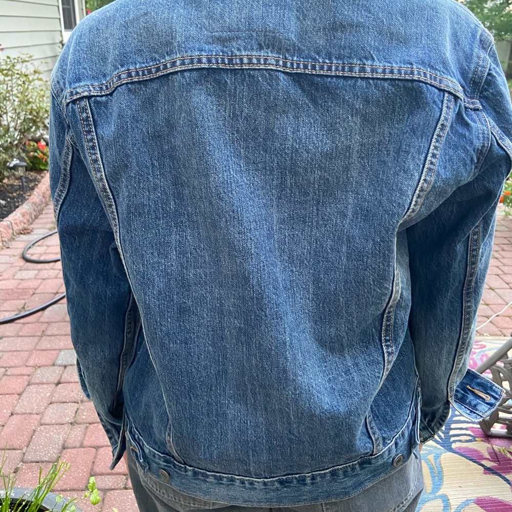 Levi’s Denim Jacket - Picture 3 of 5